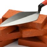 Which is better brick or aerated concrete?